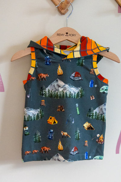 Size 18M camping hooded tank top